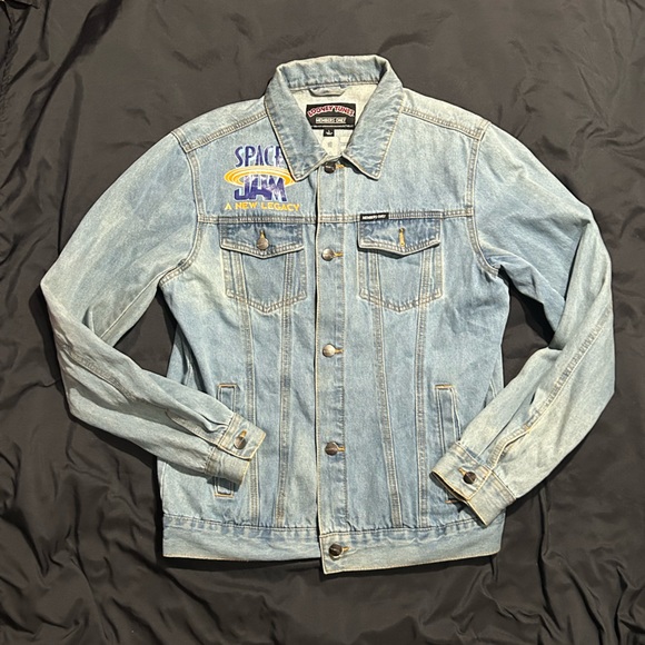 Member Only Looney Toones Jean Jacket - Picture 1 of 4